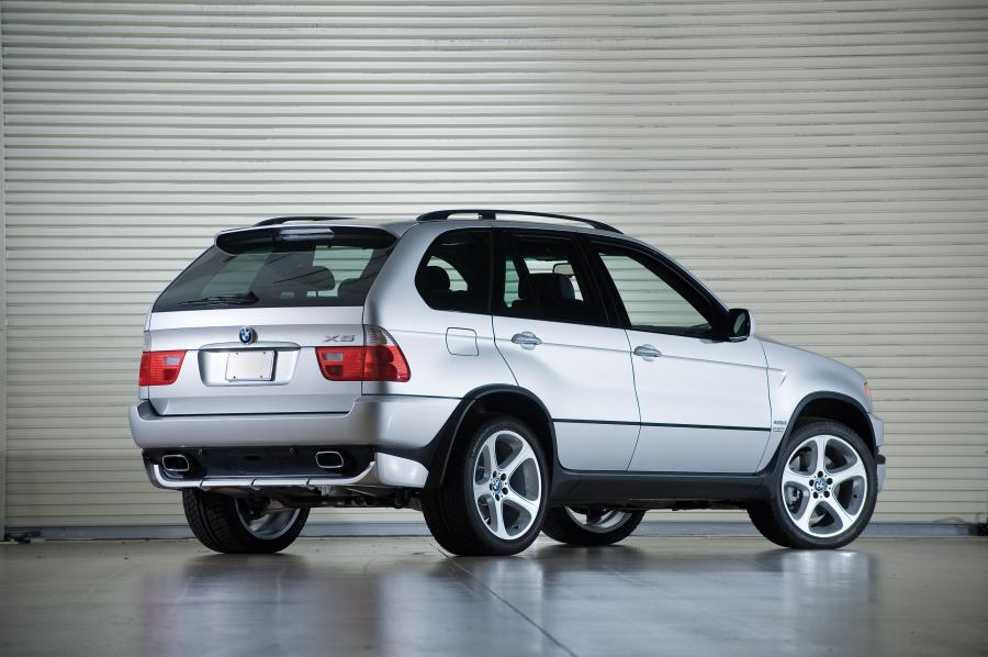  BMW X5 4.6is 2003 года  (фото 7 из 7)